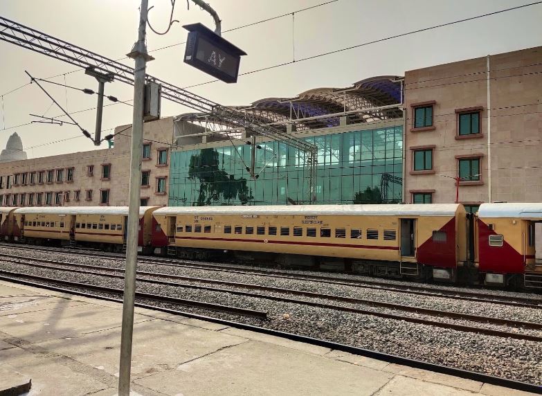 Ayodhya Railway Station New Pics Will Make Your Day, So Beautiful And  Modern Infra Is Developing Here, See Pics | Ayodhya Railway Station: मन मोह  लेगी अयोध्‍या रेलवे स्‍टेशन की ये खूबसूरत