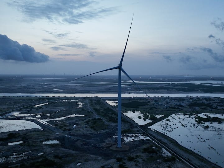 Country's Largest, Most Powerful Wind Turbine Commissioned In Gujarat Adani Group Mundra Windtech Country's Largest, Most Powerful Wind Turbine Commissioned In Gujarat