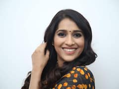 Rashmi Gautam: పూల డ్రెస్ లో రష్మి గౌతమ్ స్టన్నింగ్ లుక్స్