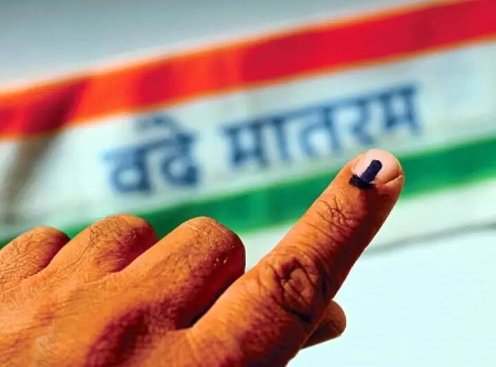 Himachal Pradesh Assembly Election 2022 80.5 percent new voters cast vote in HP assembly election ann HP Assembly Election 2022: हिमाचल प्रदेश में इस बार नए मतदाताओं में दिखा वोटिंग के लिए जोश, किया रिकॉर्ड मतदान