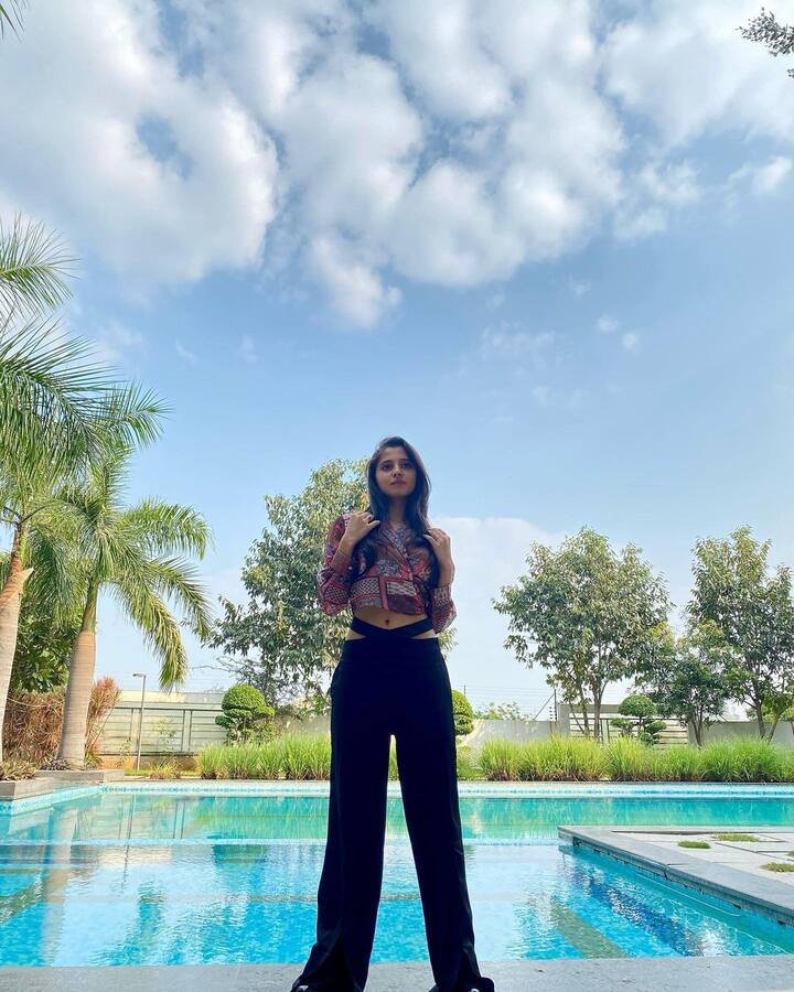 మొదట్లో చిన్న పాత్రల్లో నటించిన ప్రీతి.Photo Credit@Preethiasrani/Instagram