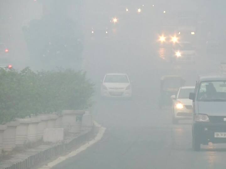 Delhi Pollution: ఢిల్లీలో మరోసారి కాలుష్యం ప్రమాదకర స్థాయికి చేరుకుంది.