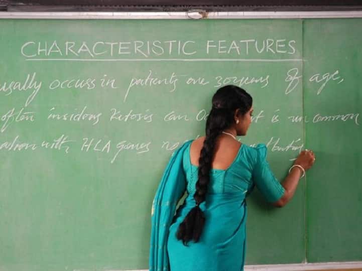 Proposal to wear clothing that beautifies Indian culture in Gujarat schools Gandhinagar: ગુજરાતની શાળાઓમાં શિક્ષકોએ ભારતીય સંસ્કૃતિને શોભે તેવા કપડા પહેરવા પ્રસ્તાવ, આજે બોર્ડ લેશે નિર્ણય