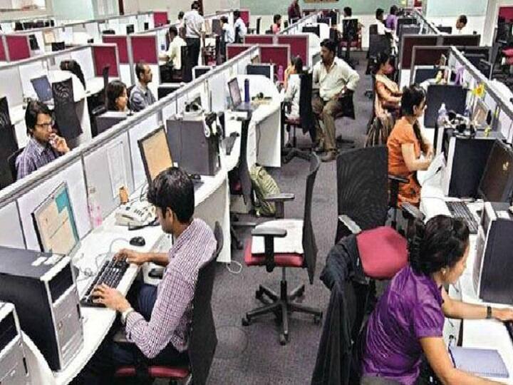 Jobs in IT Sector in India Tech Mahindra will hire more 20000 people by next year know details Jobs in IT Sector: 20,000 लोगों को नौकरी देगी यह भारतीय आईटी कंपनी! यहां जानें सभी डिटेल्स