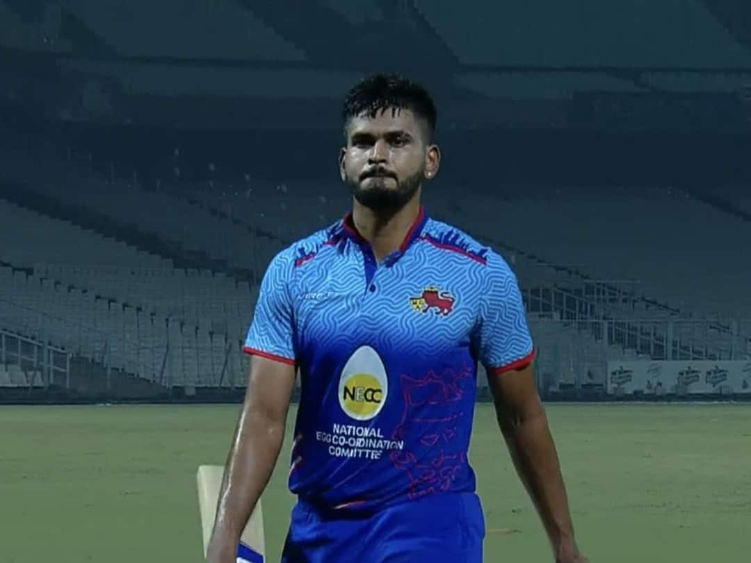 Syed Mushtaq Ali Trophy 2022 : श्रेयस अय्यरचं दमदार अर्धशतक, विदर्भ संघाला मात देत मुंबई फायनलमध्ये Syed Mushtaq Ali Trophy 2022 Semifinal Mumbai beat Vidharbha and reachd final shreyas iyer scored 73 runs Syed Mushtaq Ali Trophy 2022 : श्रेयस अय्यरचं दमदार अर्धशतक, विदर्भ संघाला मात देत मुंबई फायनलमध्ये