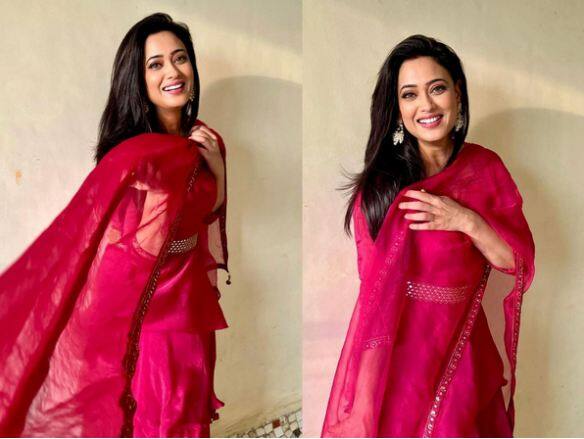 Shweta Tiwari Pics: ਭੋਜਪੁਰੀ ਤੋਂ ਲੈ ਕੇ ਟੀਵੀ ਅਤੇ ਓਟੀਟੀ ਪਲੇਟਫਾਰਮਾਂ 'ਤੇ ਆਪਣੀ ਖੂਬਸੂਰਤੀ ਫੈਲਾਉਣ ਵਾਲੀ ਅਦਾਕਾਰਾ ਸ਼ਵੇਤਾ ਤਿਵਾਰੀ ਫਿਲਮਾਂ ਅਤੇ ਸੀਰੀਅਲਾਂ ਤੋਂ ਜ਼ਿਆਦਾ ਆਪਣੀ ਖੂਬਸੂਰਤੀ ਕਾਰਨ ਚਰਚਾ 'ਚ ਰਹਿੰਦੀ ਹੈ।