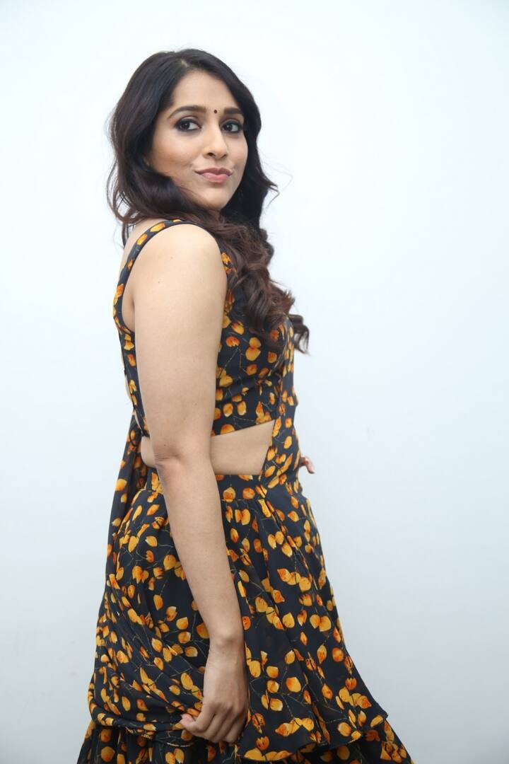 రొమాంటిక్ యాక్షన్ ఎంటర్టైనర్ గా  ‘బొమ్మ బ్లాక్ బస్టర్’ మూవీ తెరకెక్కింది.