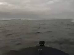 Russia-Ukraine War: रूसी युद्धपोत पर यूक्रेन के समुद्री हमले का वीडियो आया सामने, देखें कैसे मरीन-ड्रोन ने पहुंचाया था बड़ा नुकसान