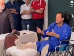 হুইলচেয়ার বন্দি ইমরান, দুই পায়েই বাঁধা ব্যান্ডেজ, হামলার জন্য দুষলেন শেহবাজ সরকারকেই