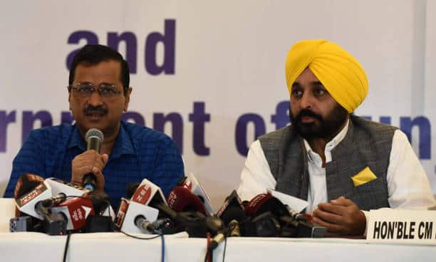 Arvind Kejriwal Press Conference Live on Delhi Air Pollution Read Speech Key Points Stubble Burning 'Don't Want To Play Blame Game': Delhi CM Arvind Kejriwal Takes Responsibility For Stubble Burning In Punjab
