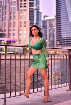 Neha Malik: ਮਿੰਨੀ ਸਕਰਟ ਵਿੱਚ ਬਹੁਤ ਹੌਟ ਲੱਗ ਰਹੀ ਸੀ ਨੇਹਾ ਮਲਿਕ, ਲਗਾਇਆ ਬੋਲਡਨੈੱਸ ਦਾ ਤੜਕਾ