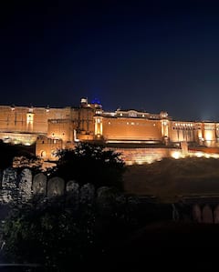 Mira Kapoor Enjoys A Pink City Trip. Check Out Pics From Jaipur