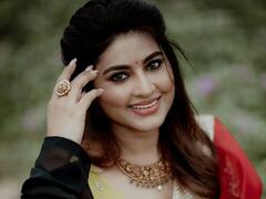 Sneha: பெண்ணே நீயும் பெண்ணா பெண்ணாகிய ஓவியம்...புன்னகை அரசி சினேகாவின் லேட்டஸ்ட் கிளிக்ஸ்!