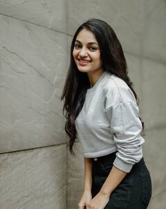 Actress Ivana: லவ் டுடே நாயகி இவானாவின் ட்ரெண்டிங் புகைப்படங்கள்!