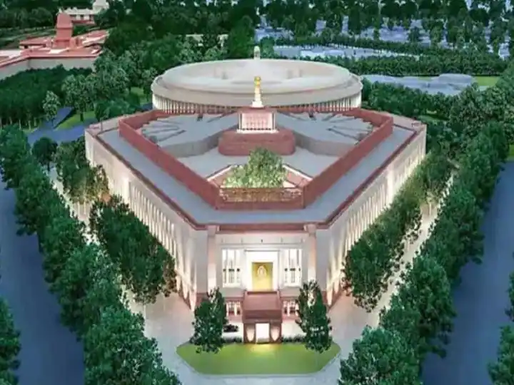 New Parliament House: 'तेजी से हो रहा नई संसद का निर्माण, इसी में शीतकालीन सत्र की उम्मीद', बोले हरदीप सिंह पुरी