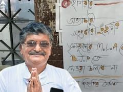 বিজেপি-তে যাচ্ছেন অসিত! পোস্টার ঘিরে জল্পনা, তৃণমূল বিধায়ক বললেন, ‘পাগলা কুকুরে কামড়েছে নাকি!’