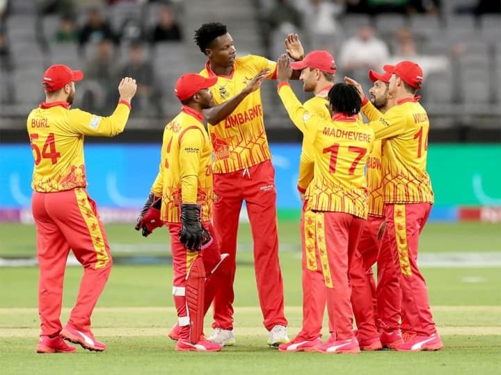 T20 World Cup 2022: टीम इंडिया को जिम्बाब्वे से क्यों रहना चाहिए सावधान? पूर्व कोच ने बताए 5 बड़े कारण T20 World Cup 2022 Zimbabwe Team's Technical Director Warn Team India From Zimbabwe By Telling 5 Points T20 World Cup 2022: टीम इंडिया को जिम्बाब्वे से क्यों रहना चाहिए सावधान? पूर्व कोच ने बताए 5 बड़े कारण