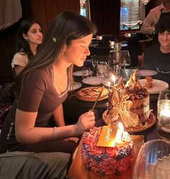 शनाया कपूर के बर्थडे की Inside Photos वायरल, नव्या नवेली नंदा-अनन्या पांडे इस अंदाज में दिखीं