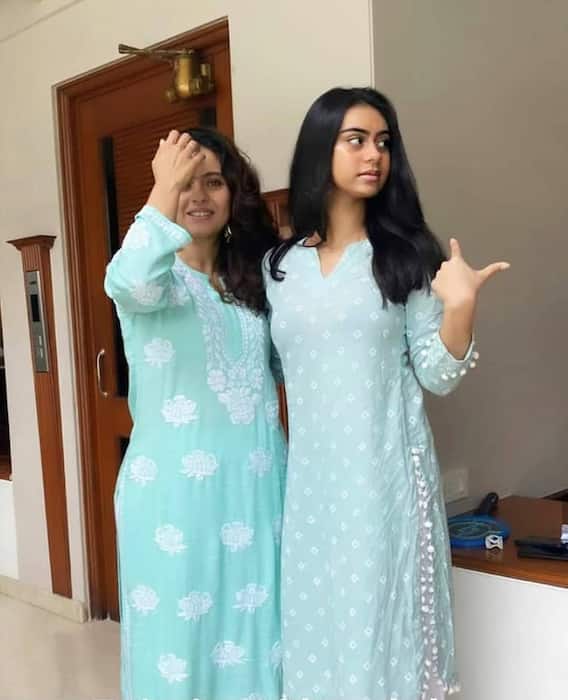 Nyasa Devgn Pics: पहले से काफी बदल गई हैं अजय देवगन और काजोल की बेटी, न्यासा का ट्रांसफॉर्मेशन देख कर देगा हैरान Nyasa Devgn Pics: पहले से काफी बदल गई हैं अजय देवगन और काजोल की बेटी, न्यासा का ट्रांसफॉर्मेशन देख कर देगा हैरान