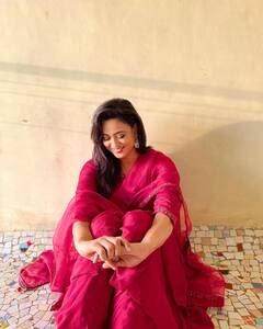 PHOTO: अभिनेत्री श्वेता तिवारीचा सिजलिंग अंदाज; वयाच्या चाळीशीतही दिसते खास!