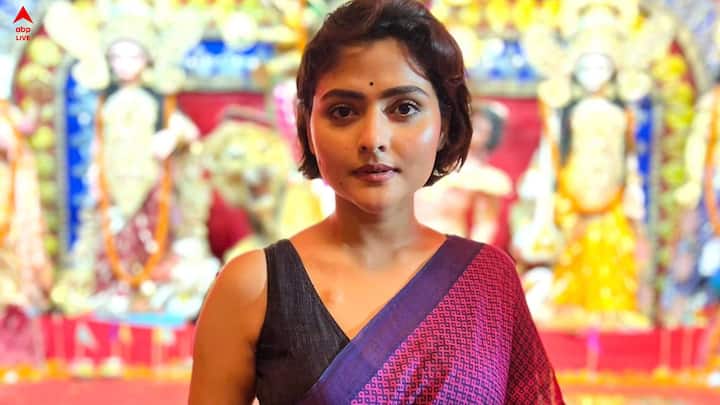 'আমি যখন শয্যাশায়ী, হাসপাতালে, হঠাৎ দরজা খুলে দেখলাম ঐন্দ্রিলাকে', ফেসবুকে মন খুললেন অভিনেতা গৌরব রায় চৌধুরী।প্রথমবার ঐন্দ্রিলার  সঙ্গে দেখা হয়েছিল, কোনও শ্যুটিং সেটে নয়, হাসপাতালে শয্যাশায়ী অবস্থাতেই।  বন্ধুত্বটা শুরু সেখান থেকেই।