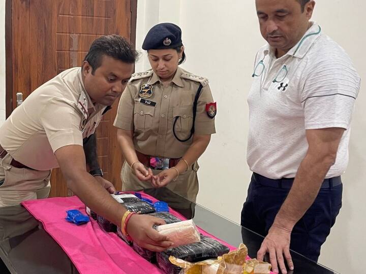 असम पुलिस ने 60 हजार याबा टैबलेट के साथ एक को किया गिरफ्तार, कीमत 15 करोड़ से ज्यादा Assam Police arrested one with 60 thousand Yaba tablets CM Himanta Biswa Sarma praised असम पुलिस ने 60 हजार याबा टैबलेट के साथ एक को किया गिरफ्तार, कीमत 15 करोड़ से ज्यादा