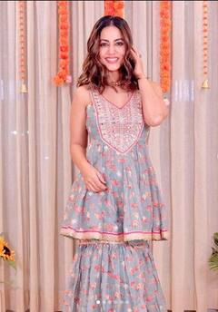 Hina Khan: ਰਵਾਇਤੀ ਲੁੱਕ 'ਚ ਹਿਨਾ ਖਾਨ ਨੇ ਦਿਖਾਇਆ ਆਪਣਾ ਜਲਵਾ, ਫੋਟੋ ਦੇਖ ਕੇ ਤੁਸੀਂ ਵੀ ਕਹੋਗੇ 'ਖੂਬਸੂਰਤ'