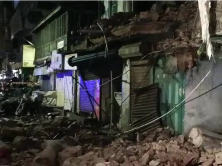 Two Die As Building Collapses At Chennai's NSC Bose Road Two Die As Building Collapses At Chennai's NSC Bose Road