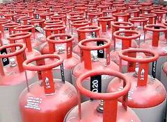 LPG Booking Offers: রান্নার গ্যাসে রিটার্ন পাবেন ২০০ টাকা, এইভাবে নিন সুবিধা