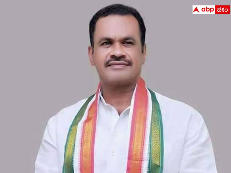 Congress MP Komati Reddy Venkat Reddy replied to notices given by Congress Disciplinary Committee అది ఫేక్‌ ఆడియో, సీనియార్టీకి ప్రాధాన్యత దక్కడం లేదు- నోటీసులకు వెంకట్‌రెడ్డి వివరణ