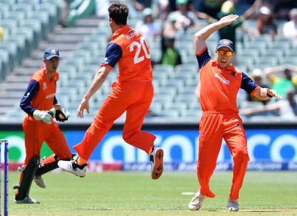 India Qualify for T20 World Cup 2022 semi finals South Africa lose to Netherlands by 12 Runs T20 WC Semi-Finals: বিশ্বকাপে অঘটন, নেদারল্যান্ডসের বিরুদ্ধে হেরে ছিটকে গেল দক্ষিণ আফ্রিকা, সেমিতে ভারত