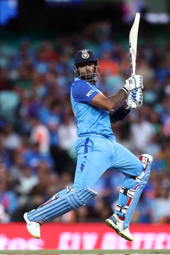 T20 World Cup 2022: Team India qualifies for semi-finals by defeating Zimbabwe | ABP News