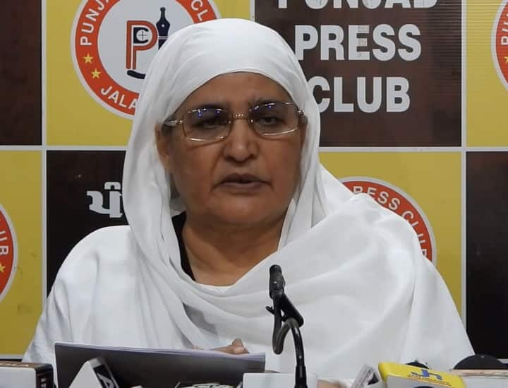 Akali Dal Candidate Bibi Jagir Kaur released manifesto regarding SGPC elections elections to be held on November 9 ANN SGPC चुनाव को लेकर अकाली दल की बीबी जगीर कोर ने जारी किया मेनीफेस्टो, 9 नवंबर को होने हैं चुनाव