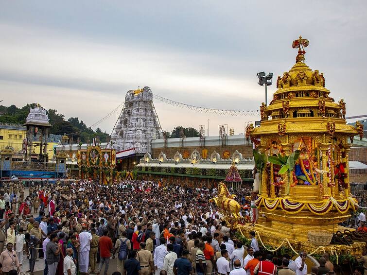 Tirupati Temple Trust Declares Assets, Says It Has Over 10 Tonnes Of Gold, ₹ 15,900 Crore In Cash Tirupati Temple : அம்மாடியோவ்..! திருப்பதி கோயில் வங்கிக்கணக்கில் 10 டன் தங்கம்..! அப்போ ரொக்கம் எவ்ளோ..?