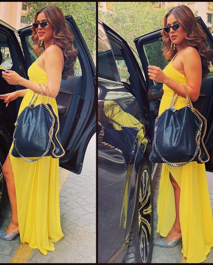 नियाने कानात झुमके घेतले आहेत. येथे ती कॅमेऱ्यासमोर एकापेक्षा एक स्टाईल दाखवताना दिसत आहे. या लूकमध्ये निया खूपच हॉट दिसत आहे.(फोटो सौजन्य :niasharma90/इंस्टाग्राम)