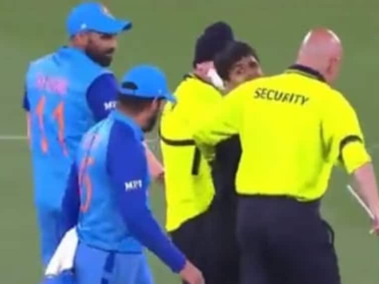 India vs Zimbabwe Highlights Rohit Sharma young fan viral video Fan Crying Meeting Rohit Sharma MCG Watch: Young Fan Invades MCG Security, Spotted In Tears After Meeting Rohit Sharma
