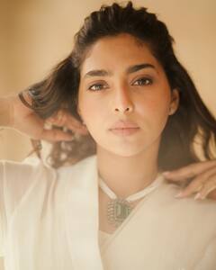 Actress Aishwarya Lekshmi Latest Photos: அடியே அழகே என் அழகே அடியே..நடிகை ஐஸ்வர்யா லட்சுமியின் லேட்டஸ்ட் புகைப்படங்கள் !