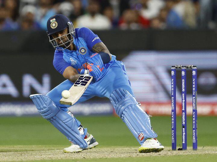 टी20 विश्वचषक स्पर्धेत भारत सेमीफायनलमध्ये पोहोचला असून सर्वाधिक गुण घेत भारतानं सेमीफायनल गाठली आहे.