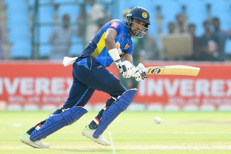 Sri Lanka Cricket Board Suspends Danushka Gunathilaka after Sexual Assault Charges Danushka Gunathilaka Arrest: દુષ્કર્મના આરોપમાં ધરપકડ કરાયેલા શ્રીલંકાના આ સ્ટાર ખેલાડીને લાગ્યો મોટો ઝટકો, જાણો વિગત