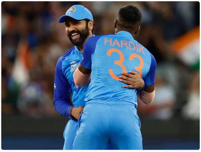 India vs Zimbabwe: ਟੀਮ ਇੰਡੀਆ ਦੀ ਕਪਤਾਨੀ 'ਚ ਰੋਹਿਤ ਸ਼ਰਮਾ ਨੇ ਜ਼ਿੰਬਾਬਵੇ ਨੂੰ 71 ਦੌੜਾਂ ਨਾਲ ਹਰਾਇਆ। ਭਾਰਤੀ ਟੀਮ ਟੀ-20 ਵਿਸ਼ਵ ਕੱਪ 2022 ਦੇ ਸੈਮੀਫਾਈਨਲ 'ਚ ਪਹੁੰਚ ਗਈ ਹੈ।