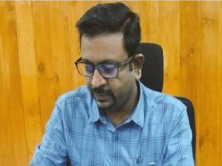 Thanjavur district collector gives scholarships to Jobless youths in the district TNN வேலைவாய்ப்பற்ற இளைஞர்களுக்கு உதவித்தொகை... விண்ணப்பிக்க தஞ்சை கலெக்டர் அறிவுறுத்தல்!