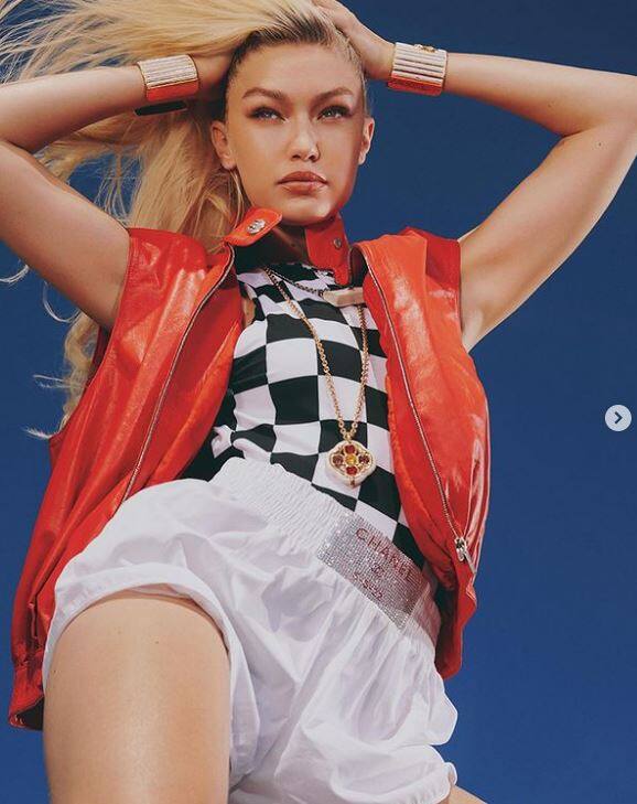 એલોન મસ્ક દ્વારા 44 બિલિયન ડોલરમાં ટ્વિટર ખરીદ્યા બાદ હોલીવુડની સુપરમોડેલ ગીગી હદીદે ટ્વિટર છોડી દીધું છે.