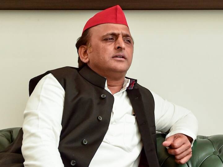 lucknow samajwadi party leader akhilesh yadav hits at pm narendra modi on 2016 demonetisation ann UP Politics: 'नोटबंदी' के 6 साल पर अखिलेश यादव का BJP पर हमला, कहा- 'खाली पेट विश्वगुरु बनने का दिखा रही सपना'