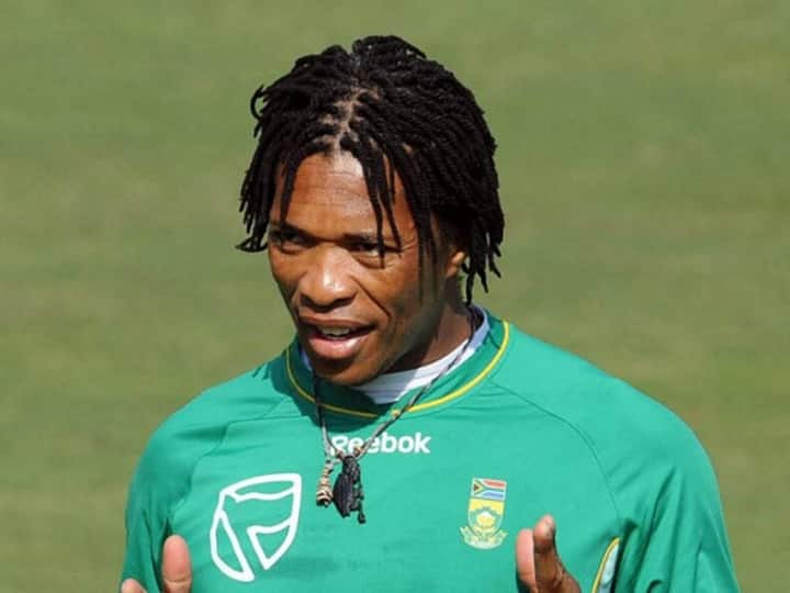 इस लिस्ट में सबसे पहला बड़ा नाम दक्षिण अफ्रीका के पूर्व तेज गेंदबाज मखाया एंटिनी का है. साल 1999 में एंटिनी पर 22 साल की एक छात्रा ने रेप का आरोप लगाया था. छात्रा के मुताबिक, एंटिनी ने टॉयलेट रूम में उसके साथ रेप किया था. इसके बाद एंटिनी को गिरफ्तार कर जेल भेज दिया गया था. एंटिनी को इस मामले में अपनी बेगुनाही साबित करने में लंबा वक्त लगा था. हालांकि इसके बाद उन्होंने प्रोटियाज टीम के लिए एक दशक तक क्रिकेट खेला.