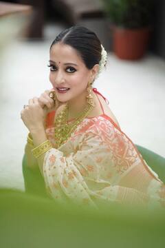 Filmi Kisse : रॉयल खानदान से है Raima Sen का नाता, बॉलीवुड में स्टारडम का स्वाद नहीं चख सकीं एक्ट्रेस