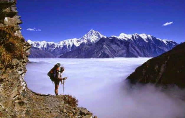 Travel Tips : बिना पासपोर्ट और वीजा के भी जा सकते हैं विदेश, सिर्फ आधार कार्ड की पड़ेगी जरूरत Travel Tips Without a passport can roam in these two countries without visa Travel Tips : बिना पासपोर्ट और वीजा के भी जा सकते हैं विदेश, सिर्फ आधार कार्ड की पड़ेगी जरूरत