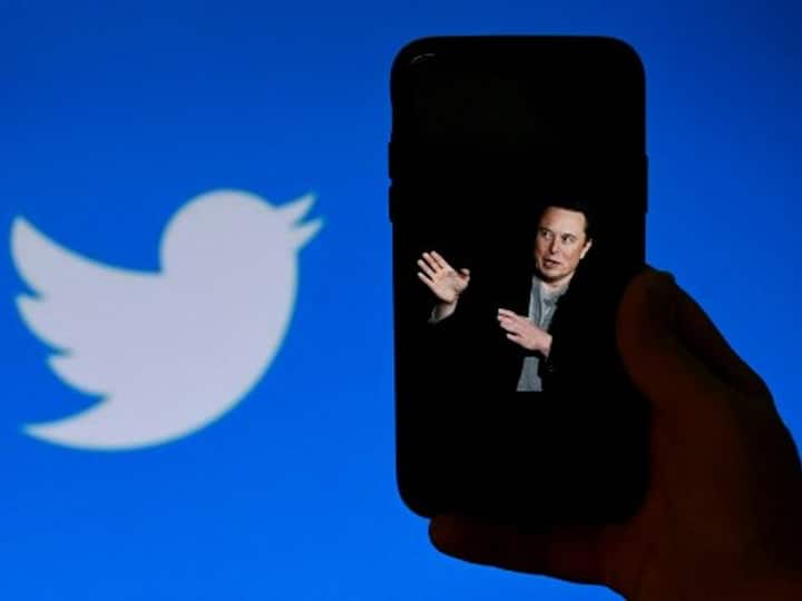 Twitter Layoffs Elon Musk's latest Twitter cuts Outsourced content moderators Twitter Layoffs: మరో 5,500 మందిని లేపేసిన మస్క్ మామ- ట్విట్టర్‌ ఉద్యోగులకు షాక్!