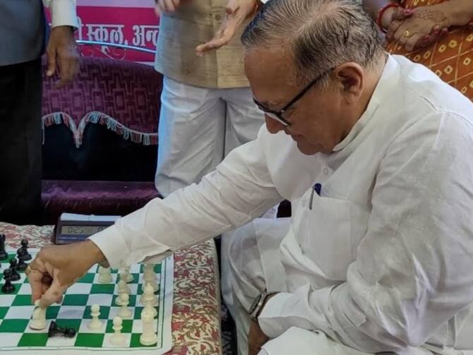 Hindi Me Chess - हिंदी में चेस