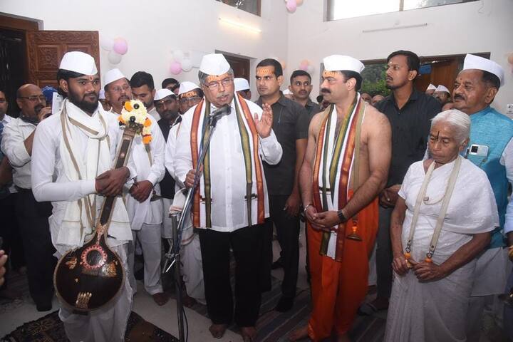 चंद्रकात पाटील हे पुणे जिल्ह्याचे पालकमंत्री देखील आहेत. (फोटो सौजन्य : चंद्रकांत पाटील फेसबुक अकाऊंट)