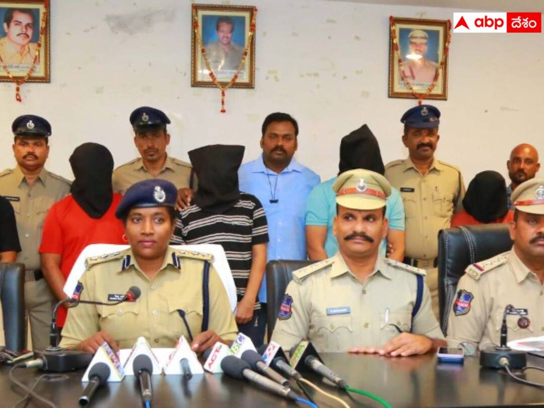 Nalgonda district police caught nine interstate robbers బస్సులో బంగారం, నగదు తీసుకెళ్లేటప్పుడు జాగ్రత్త- ఇలాంటి వాళ్ల కంటపడిందో అంతే సంగతులు!